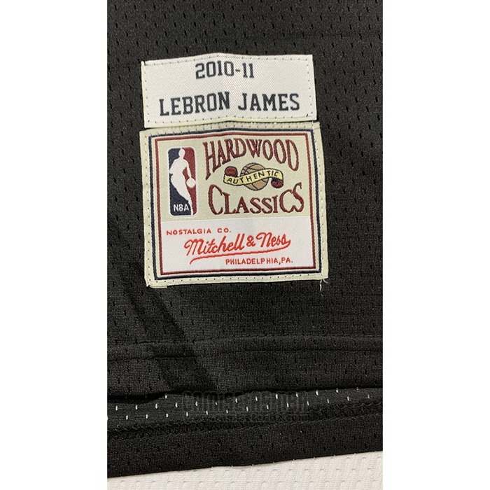 Camiseta Miami Heat LeBron James #6 Mitchell & Ness 2010-11 Negro